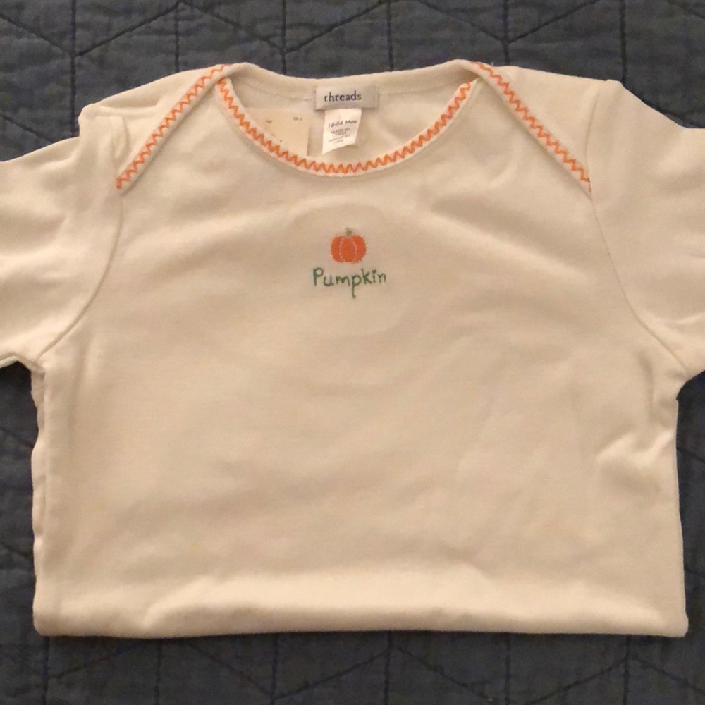 Long sleeve 🎃 onesie size 18-24 months